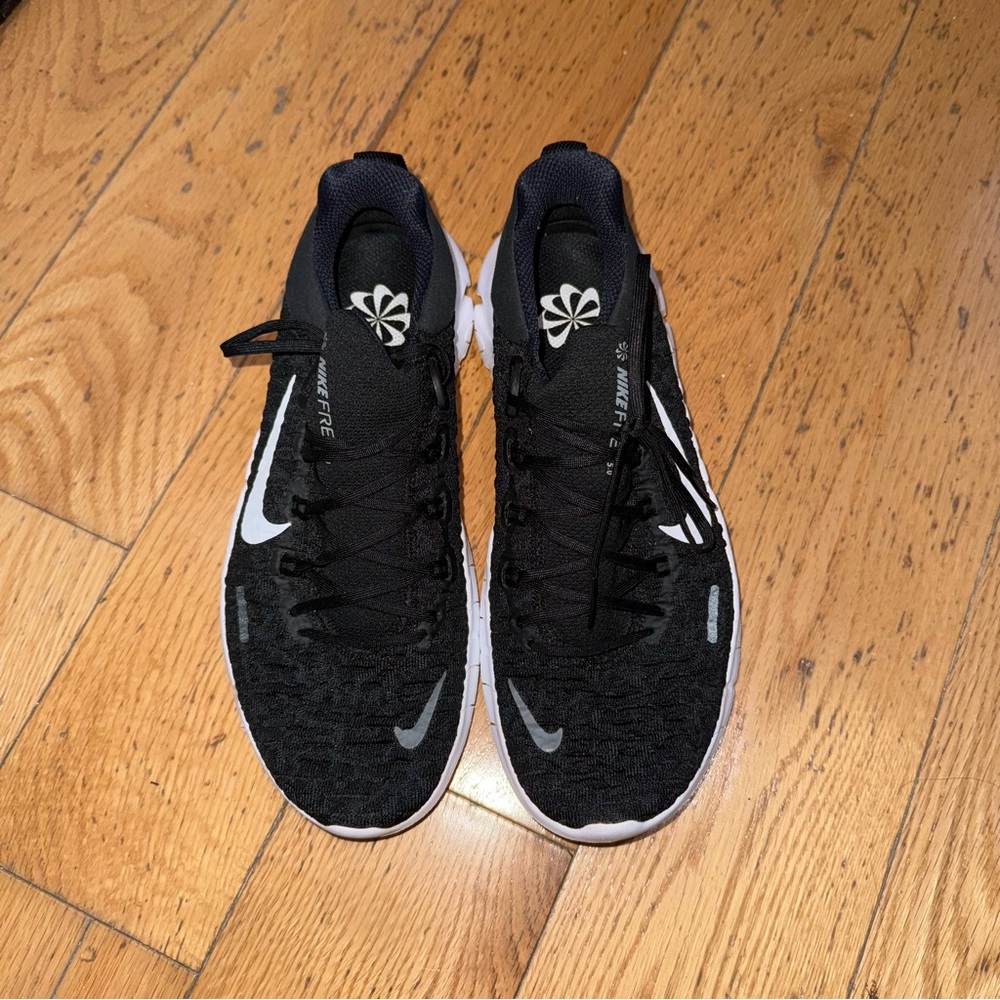 Nike Women’s Free Run 5.0 sneakers